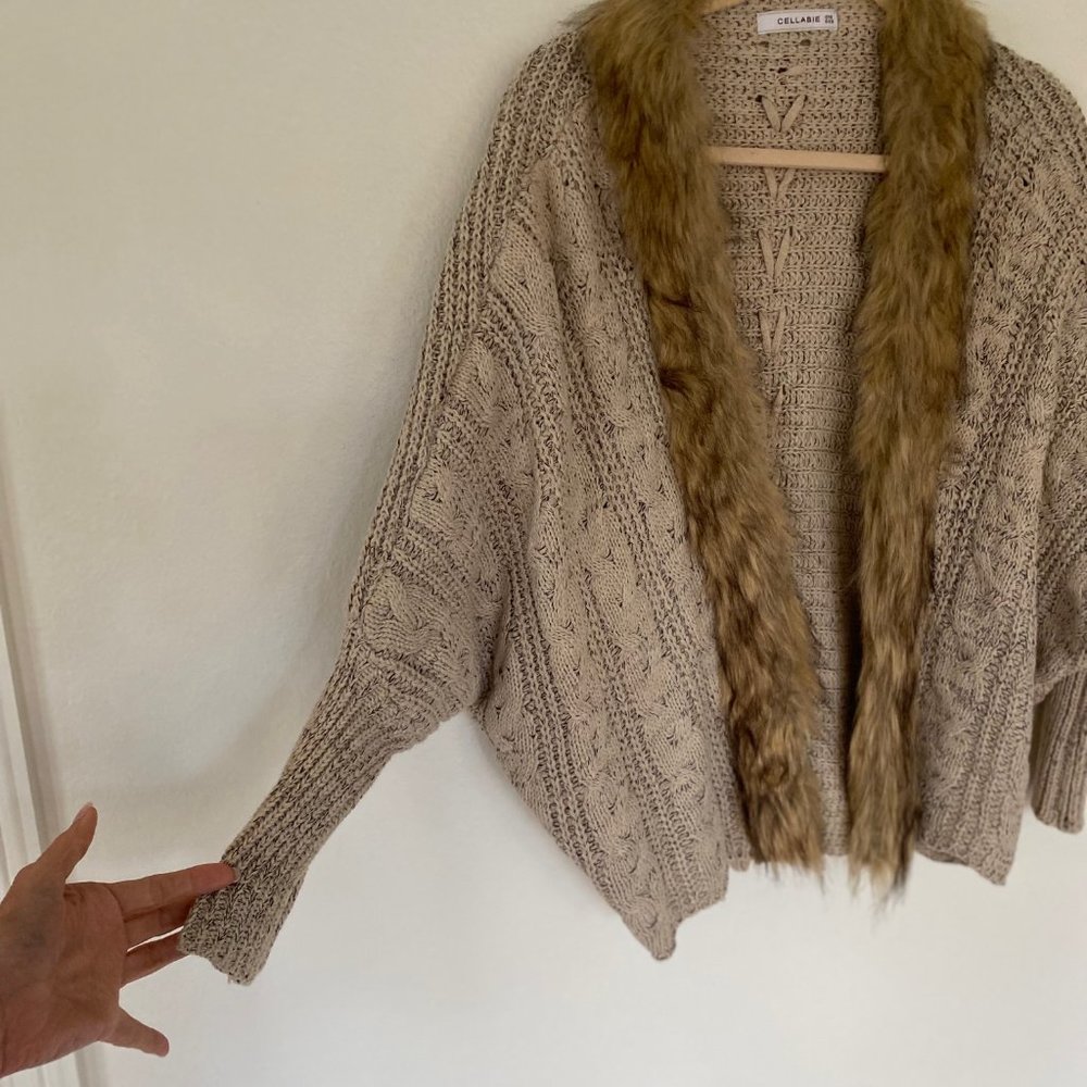 #109 Fun sweater by Cellabie